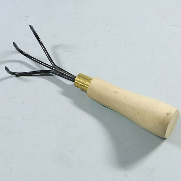 3 Prong Root Hook (KANESHIN) “Length 170mm / Weight 70g” No.57A