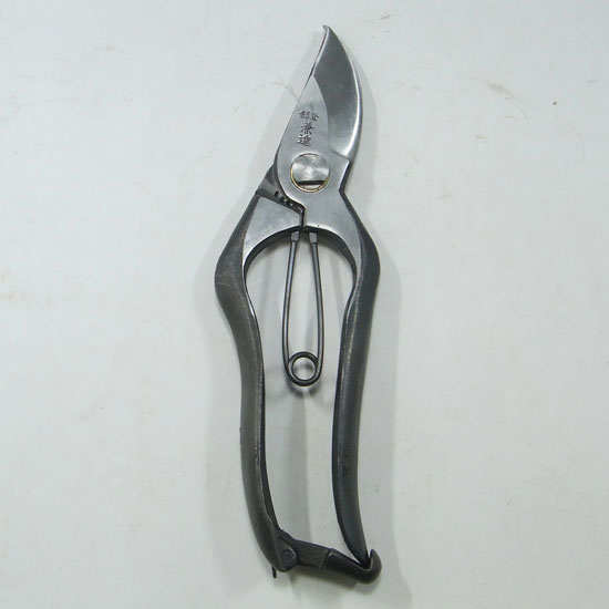 Pruning shears (Pruning scissors) [ KANESHIN ] S type " Length 180mm / Weight 300g" No.100S